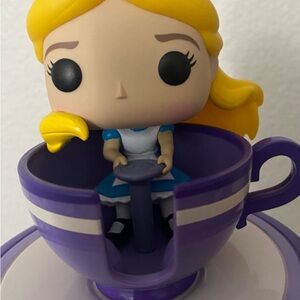 Alice in Teacup Funko Pop